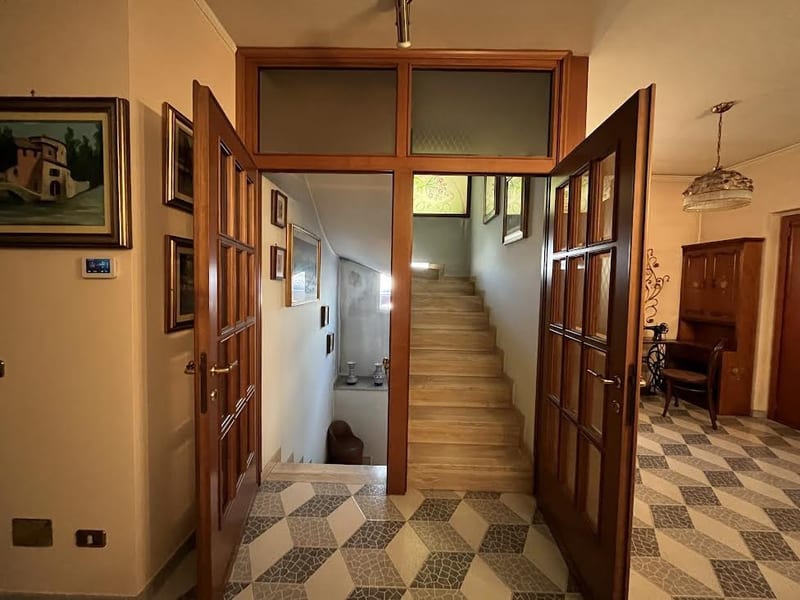 VILLA in VENDITA a BRUGHERIO