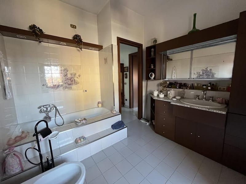 VILLA in VENDITA a BRUGHERIO