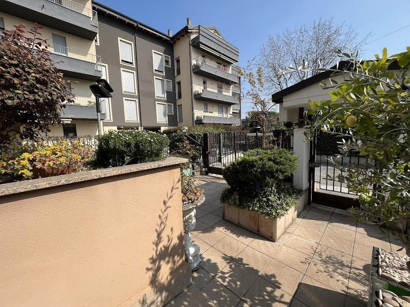 VILLA in VENDITA a BRUGHERIO