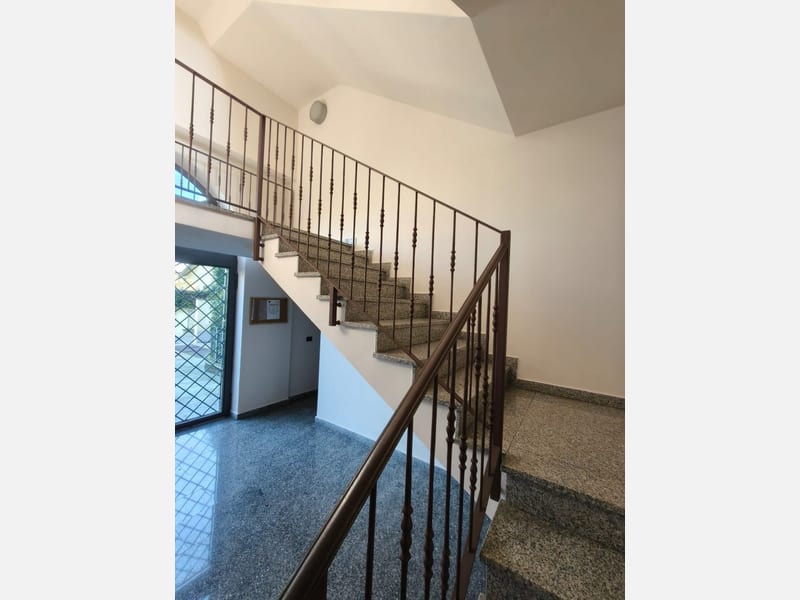 APPARTAMENTO in VENDITA a LESMO
