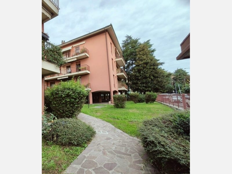 APPARTAMENTO in AFFITTO a MONZA